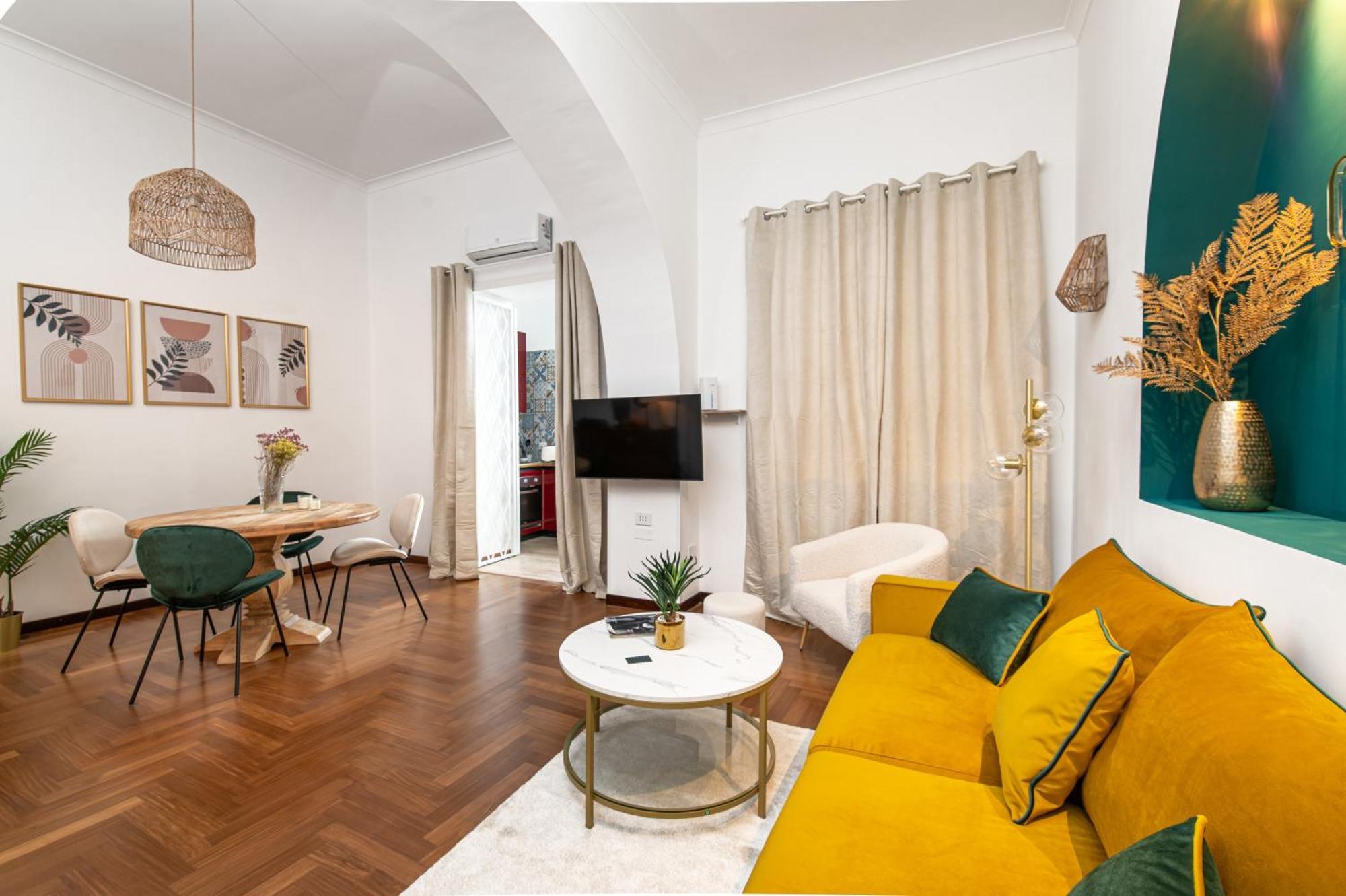 Quatrum Apartment Naples Luaran gambar