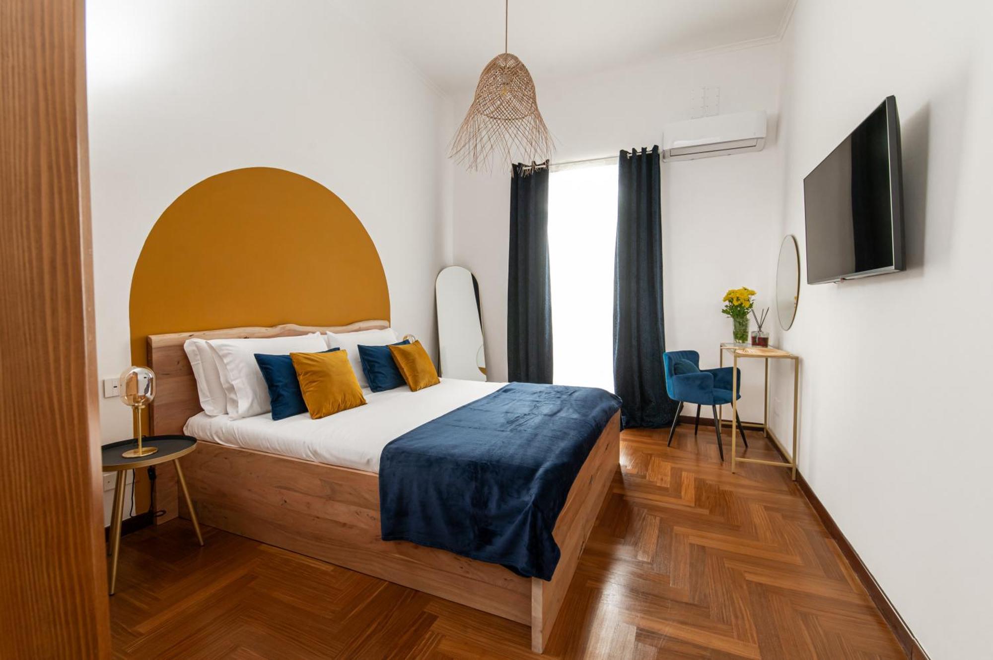 Quatrum Apartment Naples Luaran gambar