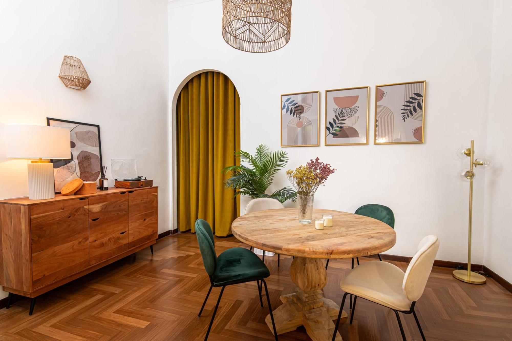 Quatrum Apartment Naples Luaran gambar