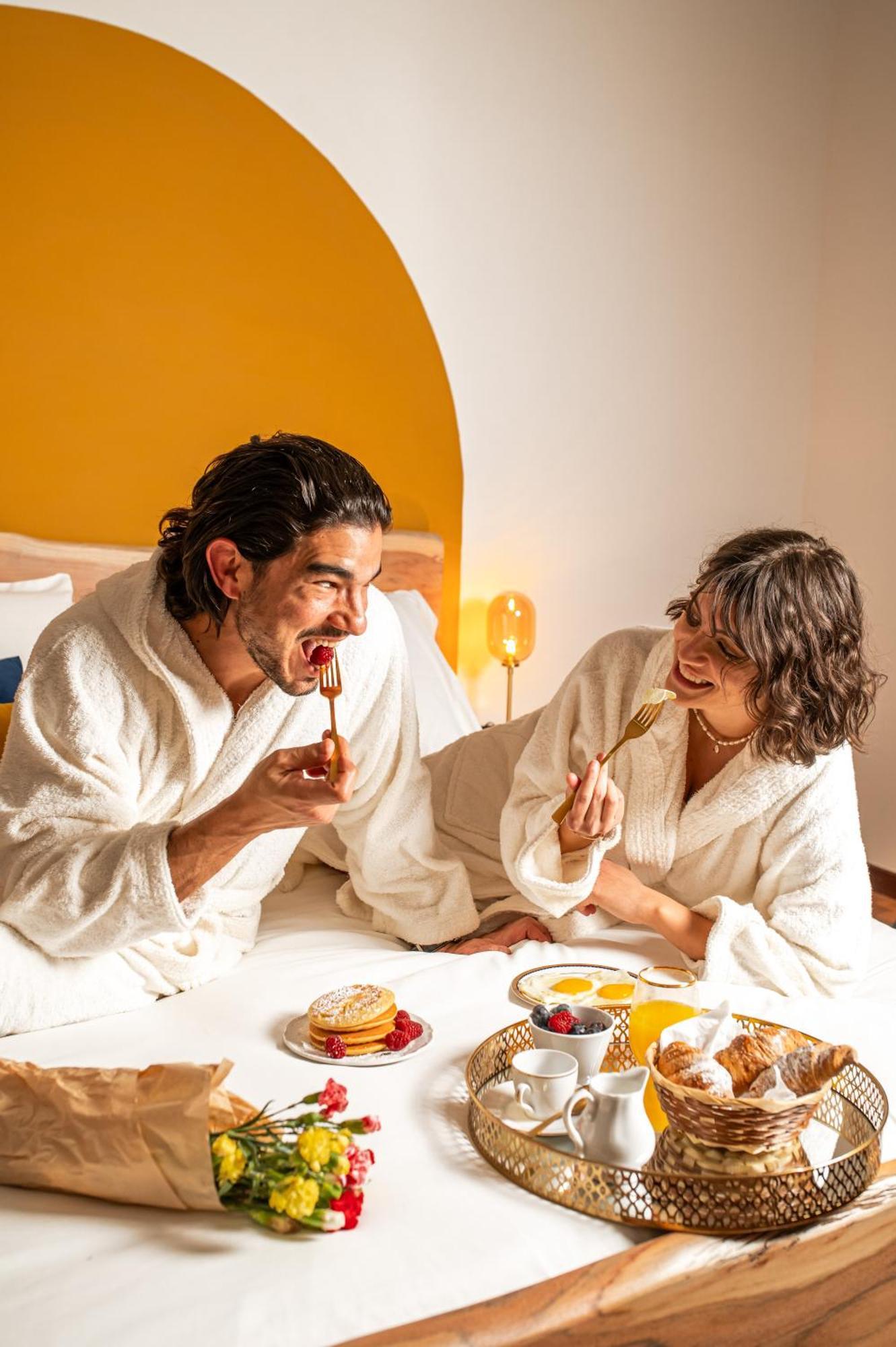 Quatrum Apartment Naples Luaran gambar