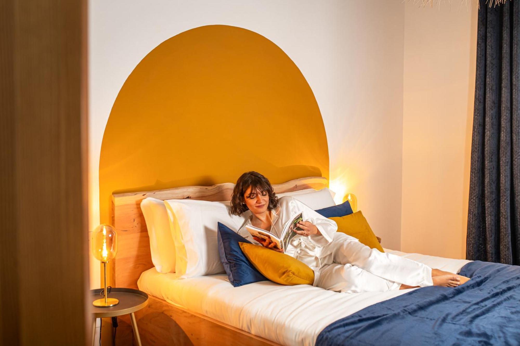 Quatrum Apartment Naples Luaran gambar
